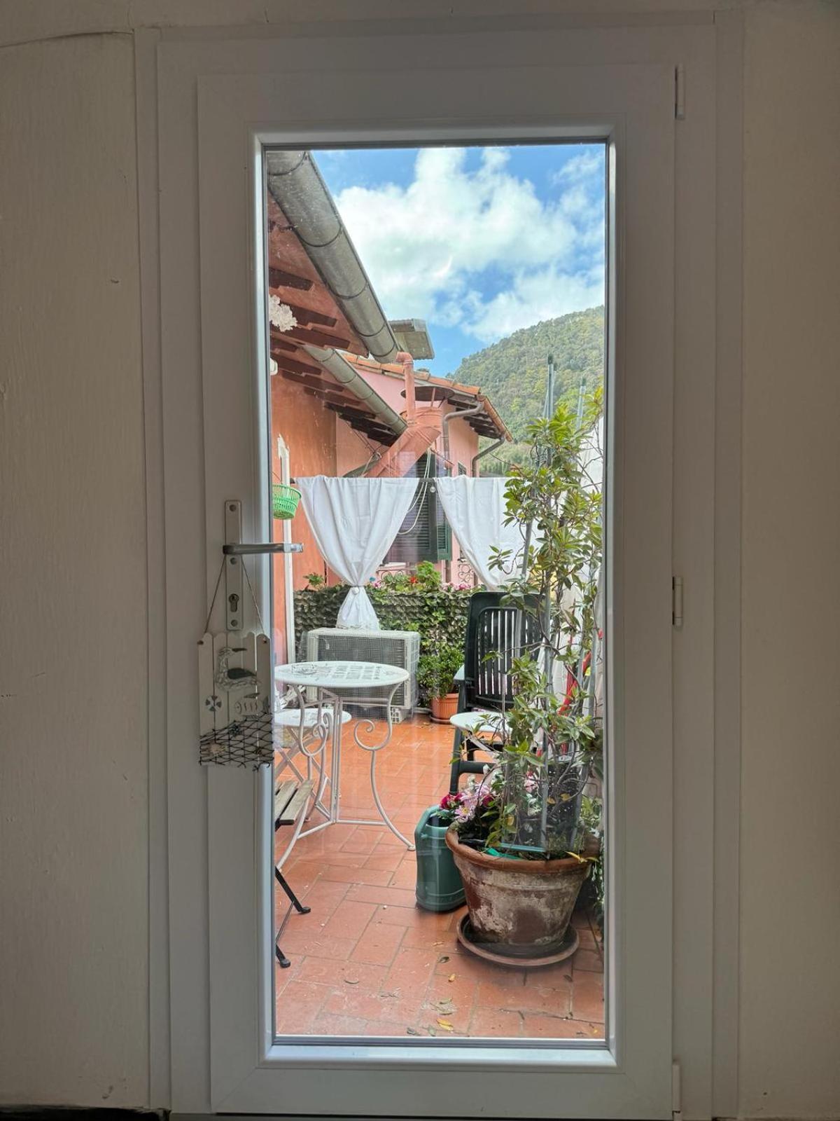 Апартаменти La Terrazza Di Ameglia Alta Екстер'єр фото