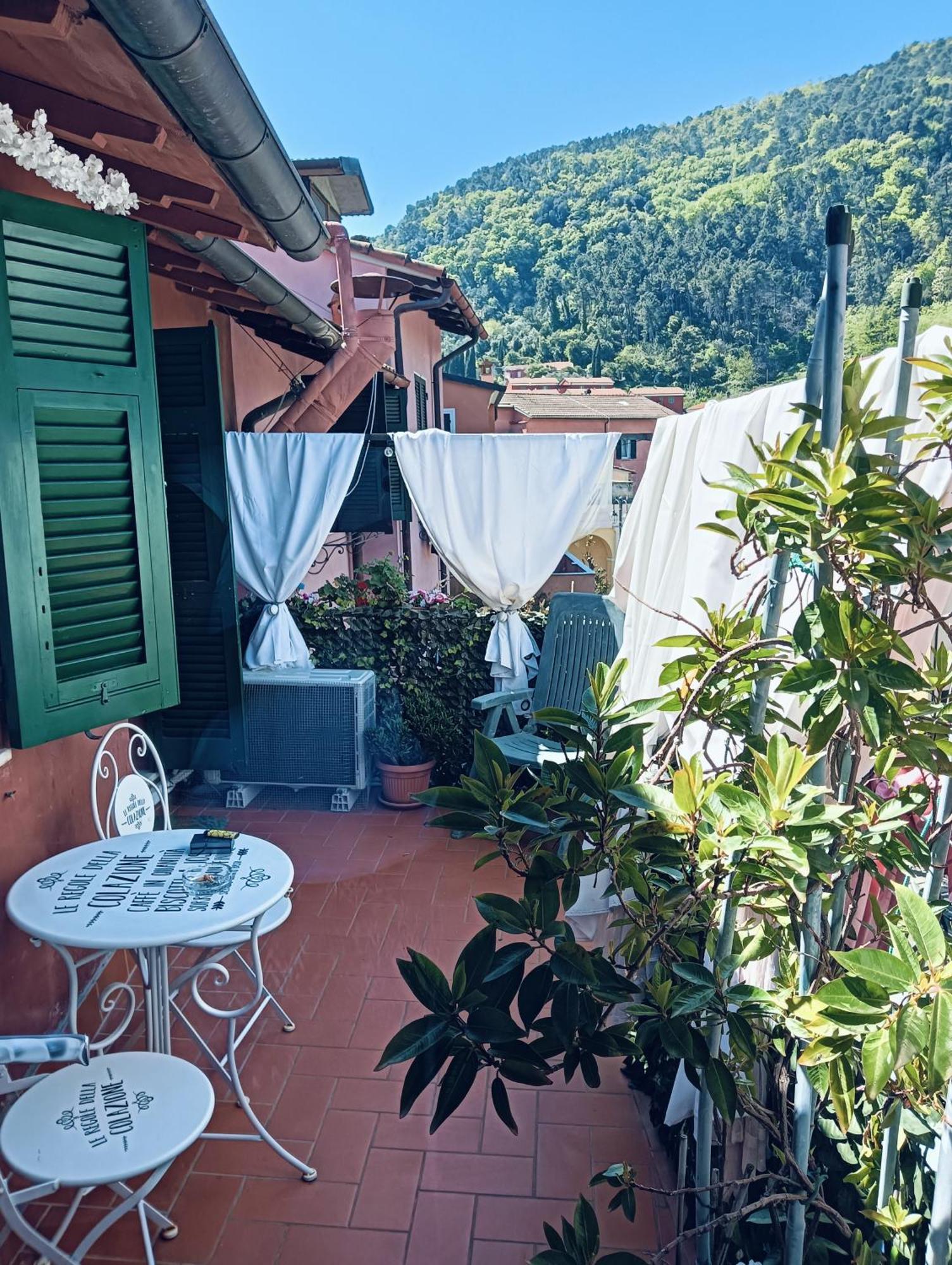 Апартаменти La Terrazza Di Ameglia Alta Екстер'єр фото